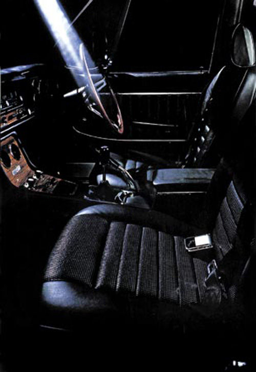 KPGC10 Nissan Skyline GT-R Front Seats Picture